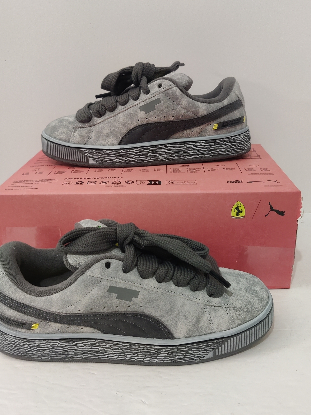 Boy's Puma Ferrari Suede XL Desert Jr Sneakers 309038 02 Size 6.5 NIB